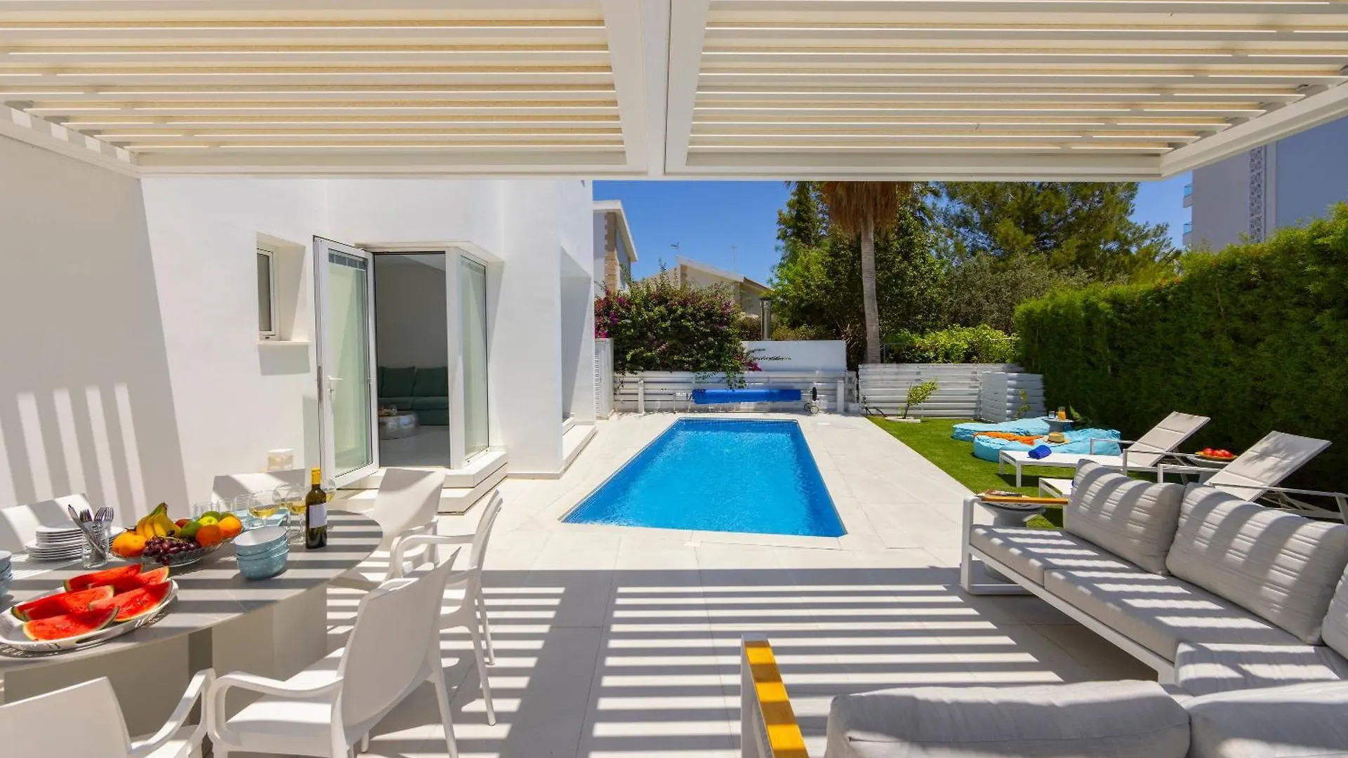 Protaras Villa Piera By The Sea